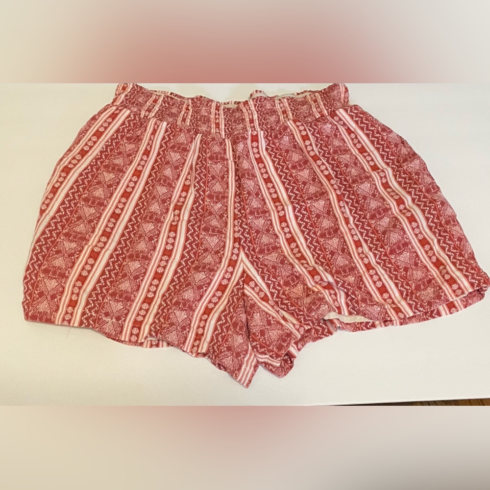 Knox Rose Shorts Size L